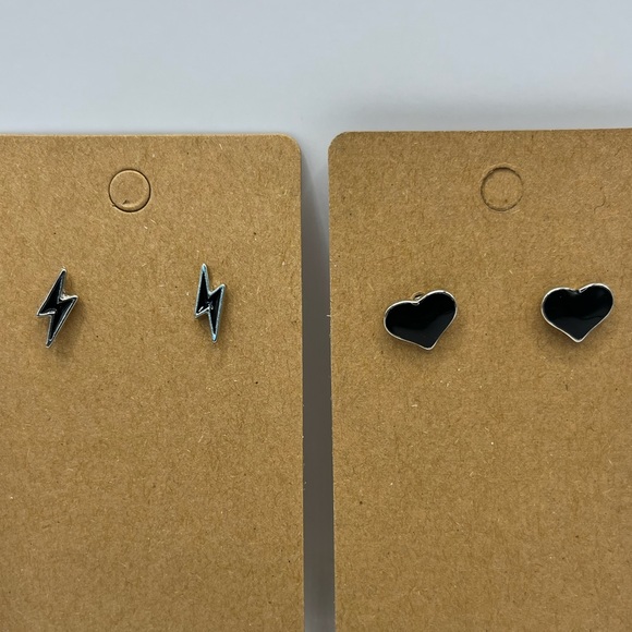 Accessories - Black and silver shaped stud earrings